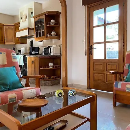 Playa, Jardin Y Piscina En Cabo Udra * ポンテベドラ