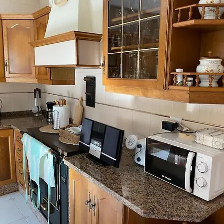 Playa, Jardin Y Piscina En Cabo Udra ポンテベドラ