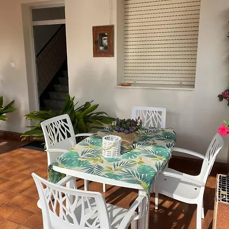 Playa, Jardin Y Piscina En Cabo Udra ポンテベドラ